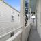 Charming 2BR on Carondelet by Hosteeva