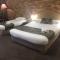 Pines Country Club Motor Inn
