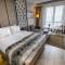 Shimall Hotel