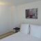 Spacious and bright flat Downtown and Beaches - Swimming Pool - Antibes