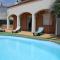 Villa Costa.