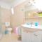 Holiday Home Mira by Interhome