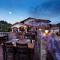 VINIFERA VINEYARDS HOTEL