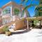 Holiday Home Amber by Interhome