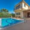 Foto: Holiday Home Deluxe Villa With Private Pool 9/13