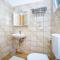 Apartment Hilde Red-10 by Interhome
