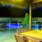 The Coast Motel