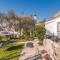 Wine Garden Holiday Home