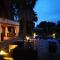 Lily Pond Country Lodge - The Crags