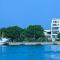 Admiring Island