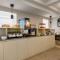 Days Inn by Wyndham Toronto West Mississauga