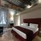 Palazzo Del Carretto-Art Apartments and Guesthouse