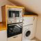 Dedeminn Marina Hotel