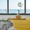 Phaedrus Living Seaview Luxury Flat Marina Court 213