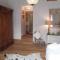 The Coach House photo 17
