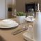 Como Lake Suites