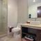 Foto: Fantastic Ground Floor Condo w Pool Facilities 32/52