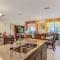 G - New 5 Bedroom Home - 5 Miles to Disney - Free Water Park - Private Pool