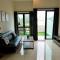 SL TR Homstay