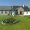 The Thatched Cottage B&B - Claregalway