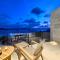 BEACHSIDE VILLA plus APARTMENT - AVA - at SUNSET COVE LUXURY VILLAS, 5 BED 5 BATH, Amazing SEA and MOUNTAIN VIEWS, only 100m walk to Swimming Beach