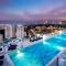 SKY POOL Luxury Suite 2-4Pax at KL City