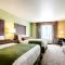 Cobblestone Hotel & Suites - McCook