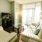 Royal Stays Furnished Apartments - Square One