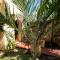 Casa Zarah - Hacienda Family Home - Pool and 2-Block to Beach