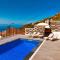 Villa da Bisa with heated swiming pool