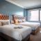Shoreline Hotel