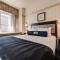 Gaslamp Plaza Suites