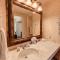 Gaslamp Plaza Suites