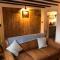 Cosy Flint Cottage
