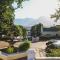 Pontac Manor Hotel & Restaurant