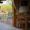 Cosy dog friendly lodge with an outdoor bath on the Isle of Wight