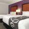 La Quinta Inn & Suites by Wyndham Ontario Airport