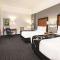 La Quinta Inn & Suites by Wyndham San Antonio Riverwalk