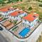 Nissi Villa Christa