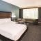 La Quinta Inn & Suites by Wyndham Chicago Downtown