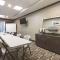 La Quinta Inn & Suites Casino and Bar by Wyndham Glendive - Glendive