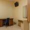 RedDoorz Plus near Pantai Malalayang Manado