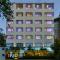 Indie Stays, BKC