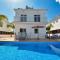 Nissi Villa Gintare