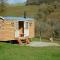 Snug Oak Hut with a view on a Welsh Hill Farm - Brecon