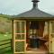 Snug Oak Hut with a view on a Welsh Hill Farm - Brecon