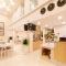 Silent Night Dem Lanh Hotel