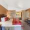 Headwaters Lodge & Cabins at Flagg Ranch