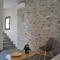 Foto: Petras Gi - Stone Houses 121/121