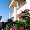 Porticcio centre plage à pieds, studio-cabine 4 Pers max, promo 7 nuits - Портисьо